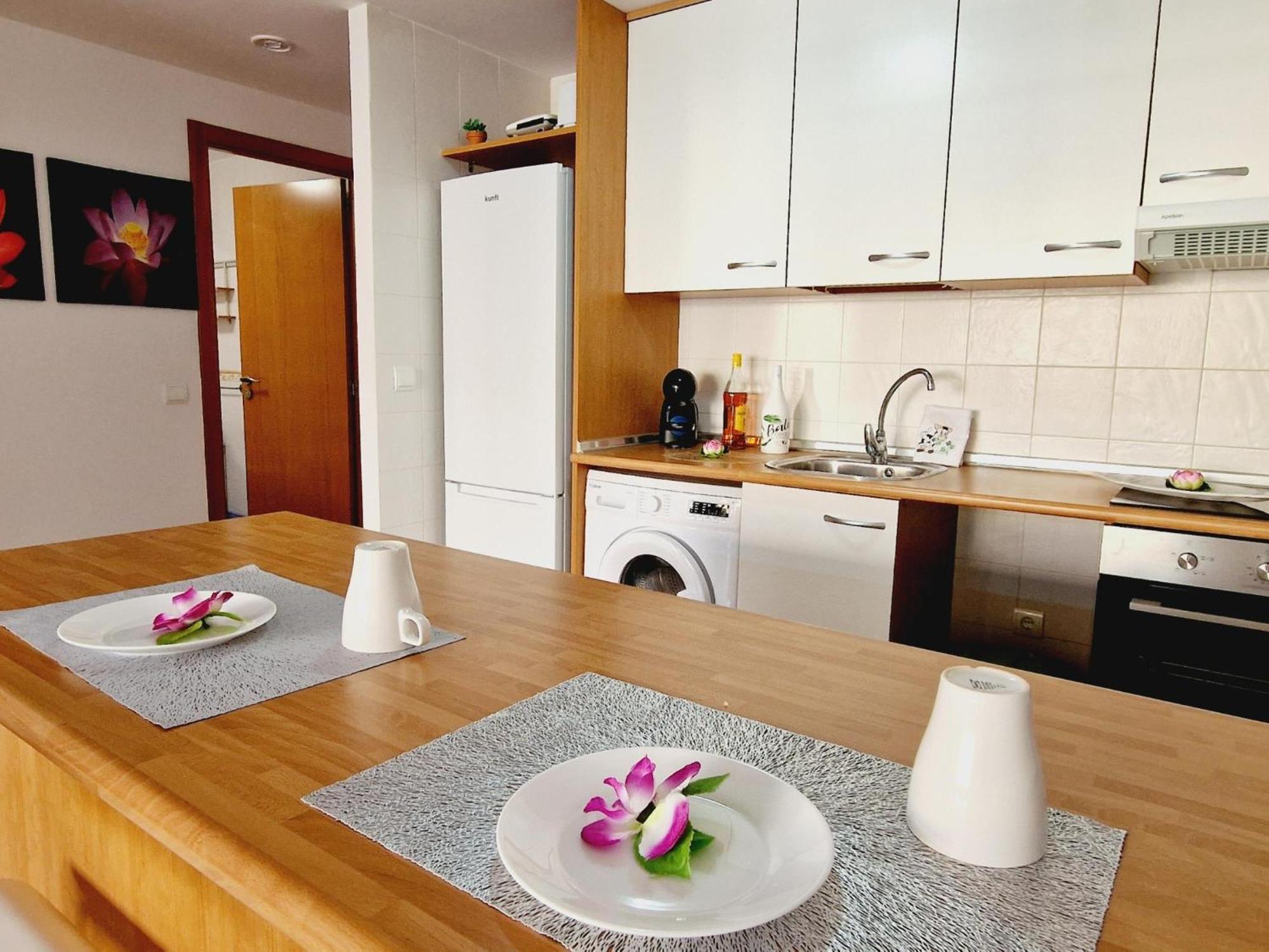 Paraiso 2 Bedroom Terrace Wifi Free بلايا بارايسو المظهر الخارجي الصورة